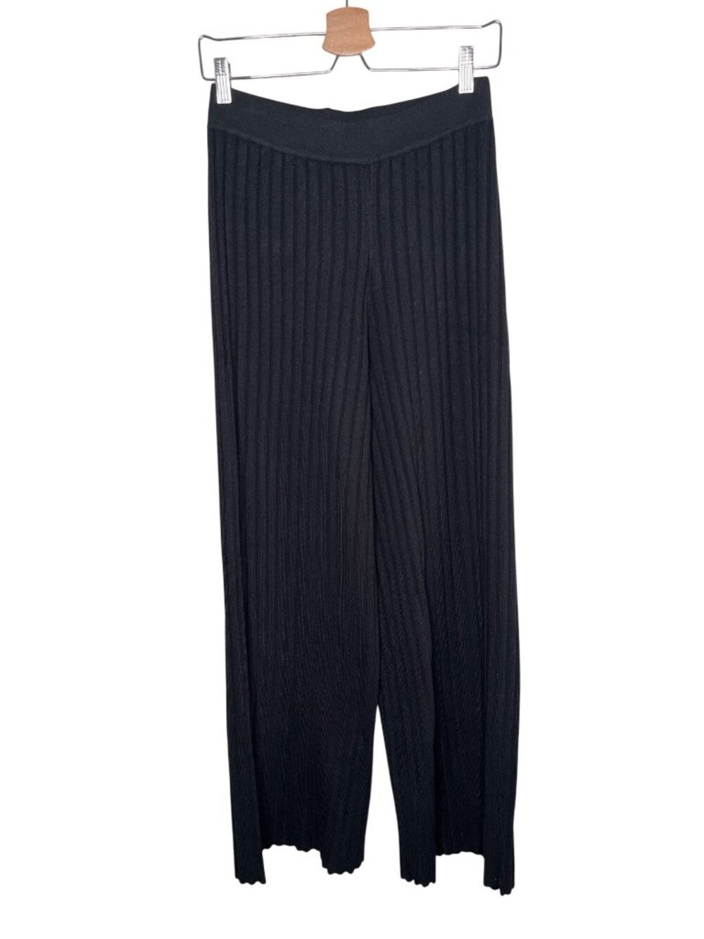 Dressed in LALA Ribbed Black Knit Wide-Leg Pants medium